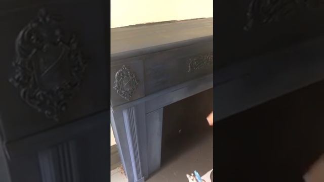 Junk Monkey Paint | How To Paint Your Fireplace Mantel, Part Two! Let’s Glaze And Seal! смотреть онлайн