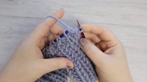 ШАПКА-РЕЗИНКА СПИЦАМИ. Вяжем всего 1 ряд. Подробный МК для начинающих. Самая легкая шапка