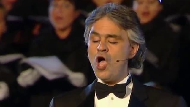 Луиджи Денца.  Неаполитанская песня «Funiculì funiculа». Исполняет Andrea Bocelli (тенор).