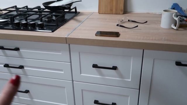 Фурнитура оказалась немецкой! Кухня из Леруа продолжает удивлять.. смотреть онлайн