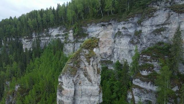 Усьвинские столбы и Чертов палец