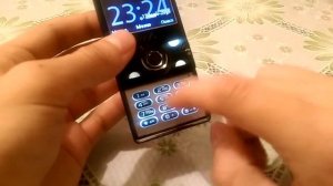 Sony Ericsson W995, Walkman 2009 года с настоящим стерео.