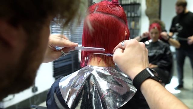 BOB HAIRCUT: perfect bob with line technique and disconnection - NIKITOCHKIN