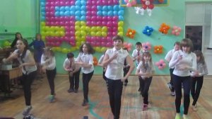 Флеш-моб на юбилей школы
