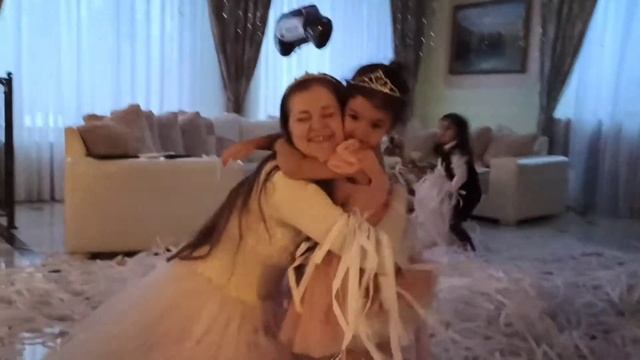 Бумажная дискотека. Бумажное шоу. Детский день рождения