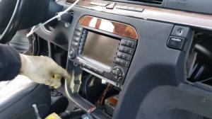 MERCEDES S CLASS W220 S55 S600 S500 HOW TO REMOVE NAVIGATION RADIO HEAD UNIT