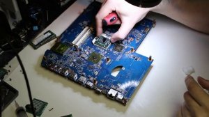 112 Ремонт ноутбука Acer Aspire 7540G MS2278 - запаиваем северный мост часть 1