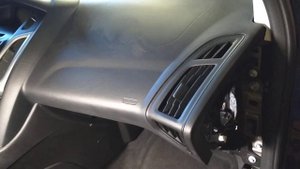 NAVIGATION GPS ANTENNA FUSE LOCATION REPLACEMENT FORD FOCUS MK3 2012-2018