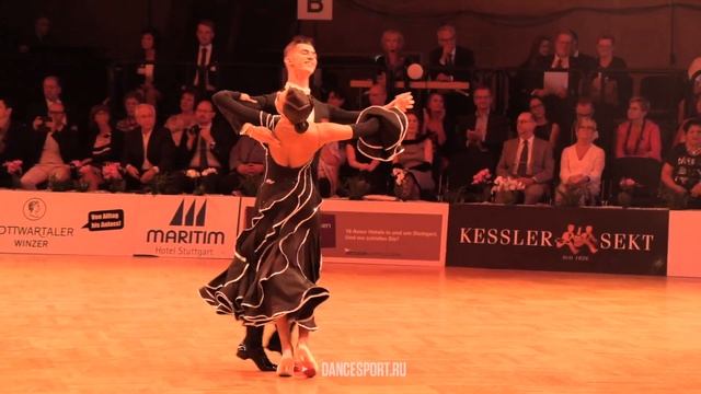Ivan Reshetnikov - Elizaveta Kharinova RUS | English Waltz | WDSF Open Youth Standard | GOC 2019 смотреть онлайн