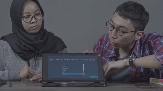 Unboxing ASUS ZenBook Flip 13 UX362, Laptop Ultra-thin Terjangkau? | DailySocial TV смотреть онлайн