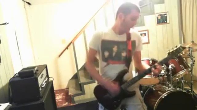 Blink 182 - All The Small Things Guitar Cover смотреть онлайн