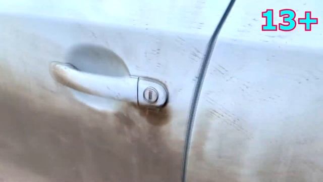 Mr. Joe pulls out stuck Green Man from snow on car Lancer 13+ смотреть онлайн