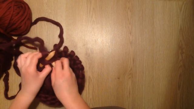 DIY Шапка из толстой пряжи | Helsinki Hat смотреть онлайн