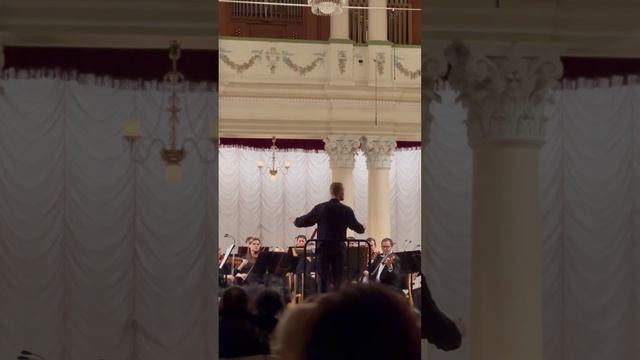 Моцарт, симфония 40, филармония, Украина смотреть онлайн