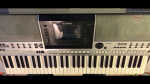 Как правильно научиться играть на синтезаторе - 6 урок. СНЕГ!