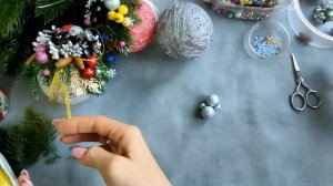 Новогодний декор шара из ниток Красивые игрушки для елки своими руками\Master diy