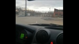 Упражнения на автодроме.