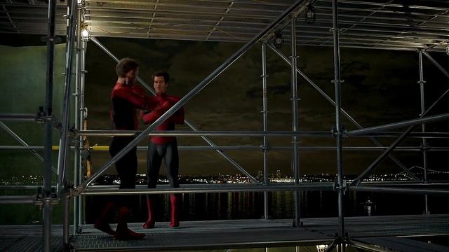 Andrew Garfield cracks Tobey Maguire's back | Spider-Man No Way Home 2021 | 1080p смотреть онлайн