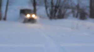 самодельный гусеничный вездеход"ЖУК-6" по снегу