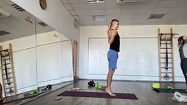 Потоковая ХАТХА ЙОГА ФЛОУ невероятные авторские ВИНЬЯСЫ комбинации асан // ПРАНАЯМА Задержки дыхани смотреть онлайн