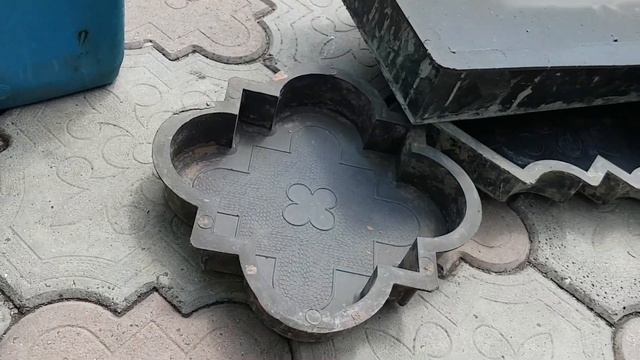 Тротуарная плитка своими руками спустя 5 лет! смотреть онлайн