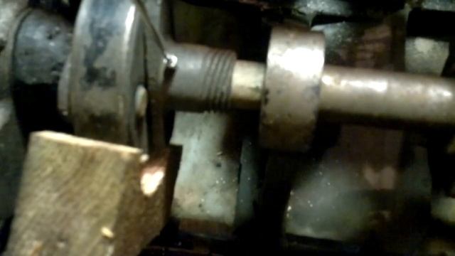 Самодельный мотобуксировщик с КПП от "Урала" и самодельной гусеницей. 2 часть. смотреть онлайн