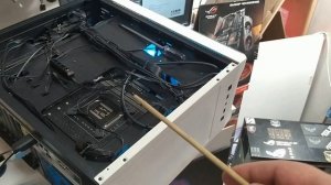 Обзор корпуса Deepcool CC560 WH. Решение проблемы мигания вентиляторов, подключенных последовательн