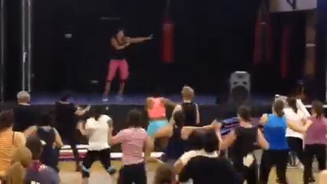 Chica Caramelo With Maxine Jones Zumba