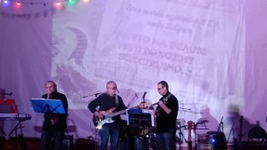 Не задирай носа (Червонцы гитары) исп. рок-группа "Соль Земли"