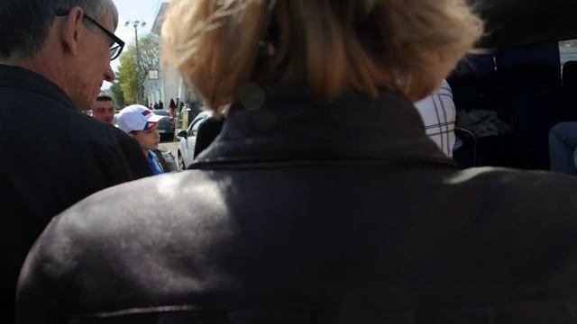 МММ раздает деньги за анкеты смотреть онлайн