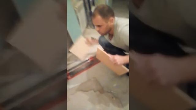 Дешевый плиткорез смотреть онлайн