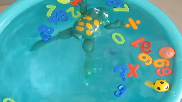 Hamleys Swimming Frog, Green Swimming Frog Bath Toy  Tiny toy Swimming Toy for kids