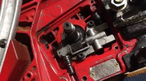 Не подаётся масло на цепь бензопилы, неожиданная причина !!!