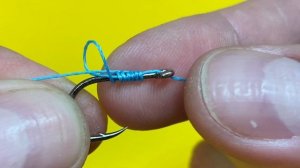 Самый быстрый и очень прочный рыболовный узел. Как просто привязать крючок к леске