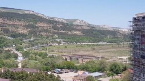 Электровоз ЭП1М с поездом №425С "Таврия" КисловодскーСимферополь