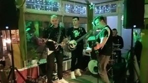 Pink Floyd на балалайке и баяне! - дуэт "Богатые и Знаменитые"