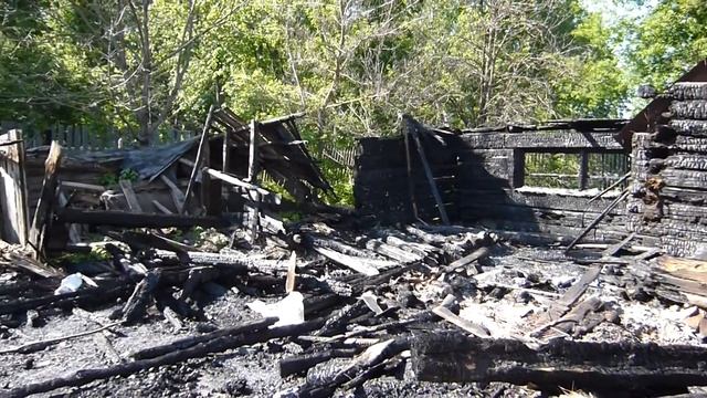 Сгоревший жилой дом на улице Докучаева (Вязьма) 2 смотреть онлайн