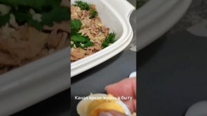 Приготовлю заливное из индюшки. Применить фантазию и блюдо получилось красивое.