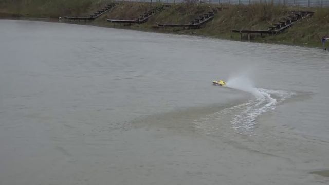 Открываем лодочный сезон ... TFL Hobby Pursuit Racing Boat и АЭРОСАНИ смотреть онлайн