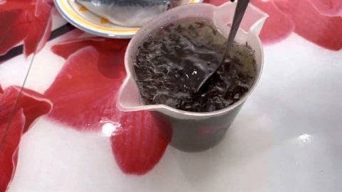 Малосольная скумбрия в чае