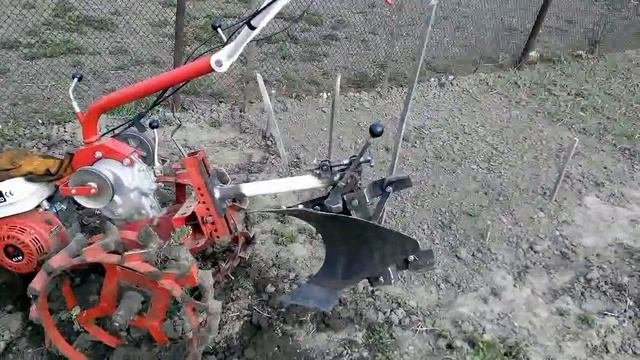 Оборотный плуг для мб Фаворит
