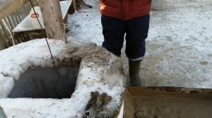Нет воды для коров! ЧИСТИМ КОЛОДЕЦ! Как почистить деревенский колодец!?