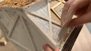 Сделала зимний домик из картона