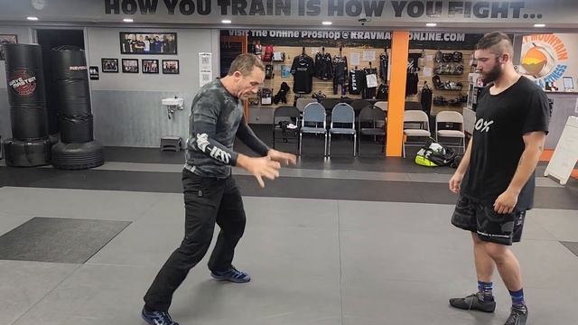 Tips On How To Improve Your Bear Hug Defense смотреть онлайн