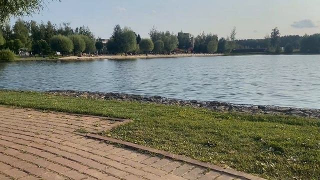 АРХИВ. Новорижское шоссе  коттеджный поселок ПОКРОВСКИЙ Озеро и пляж