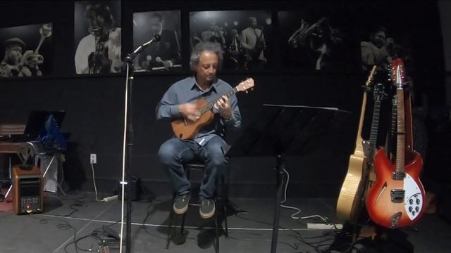 George Harrison "While My Guitar Gently Weeps" cover by Fred Benedetti смотреть онлайн