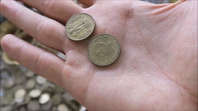 239.2 Старинные Индийские монеты из Хампи. Какие старые монеты можно купить в Индии нумезмату