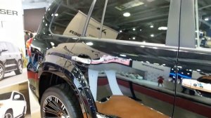 Toyota Land Cruiser 200 WALD Tuning - Exterior Walkaround