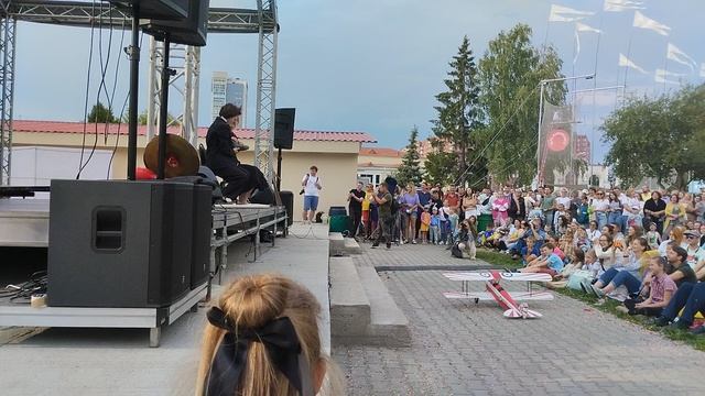 22.09.20 Микас театр клоунады (Москва). Авиаторы. День города Екатеринбург 299 лет. Лица улиц.