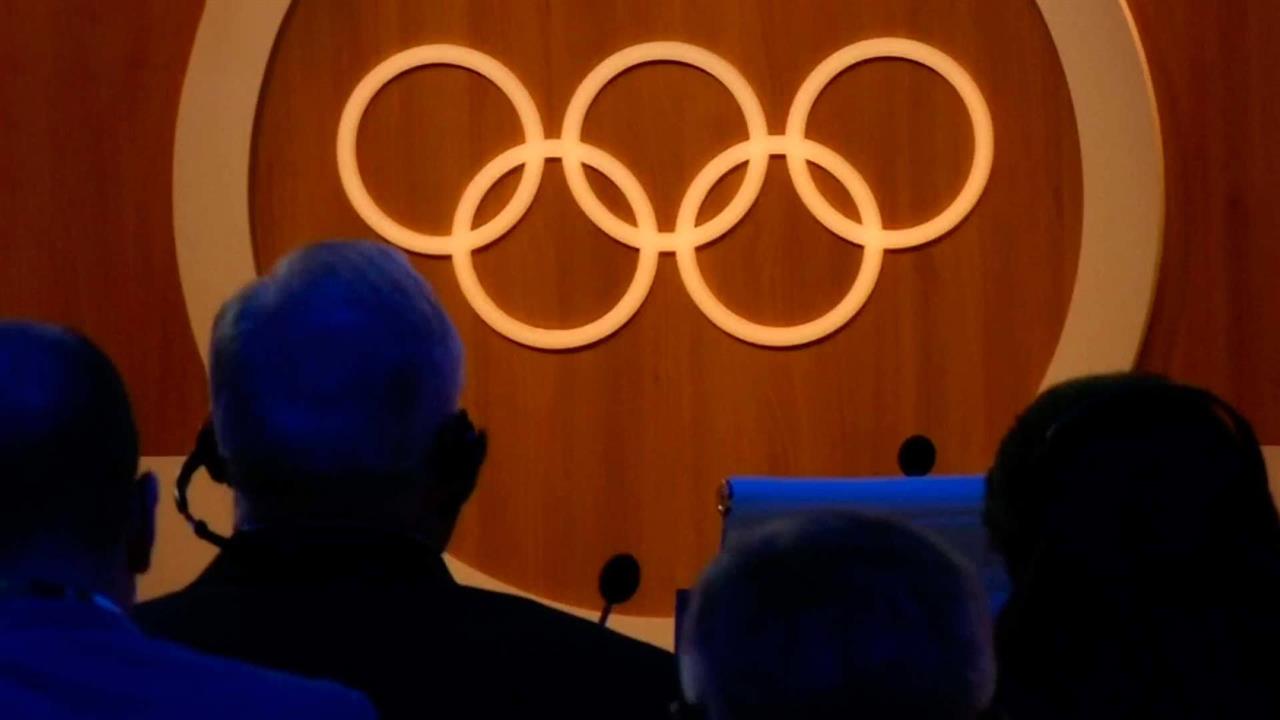 В решении судьбы российских спортсменов МОК берет паузу на раздумье